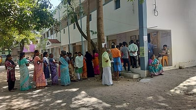 விக்கிரவாண்டி இடைத்தேர்தலில் அதிக வாக்குப்பதிவு அதிமுகவுக்கு சொல்லும் பாடமா?